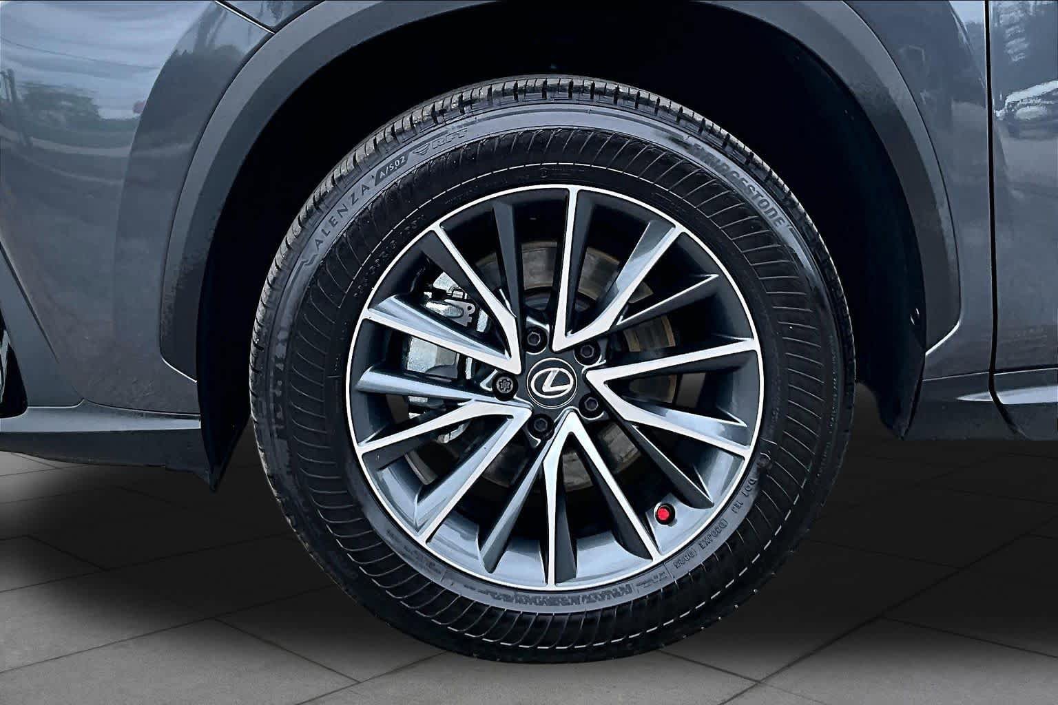 Used 2025 Lexus NX 250 FWD w/ Accessory Package (Z2) image 11