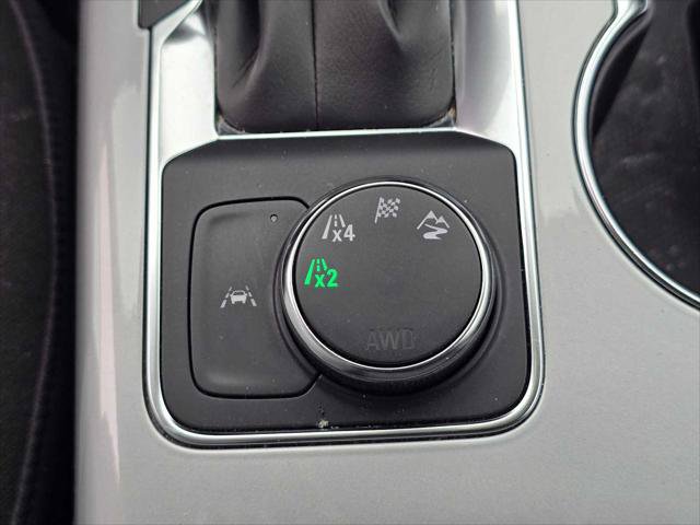 Used 2025 Chevrolet Blazer LT AWD/4WD image 33