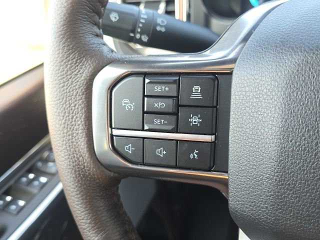 Used 2025 Ford F250 King Ranch w/ Chrome Package image 40