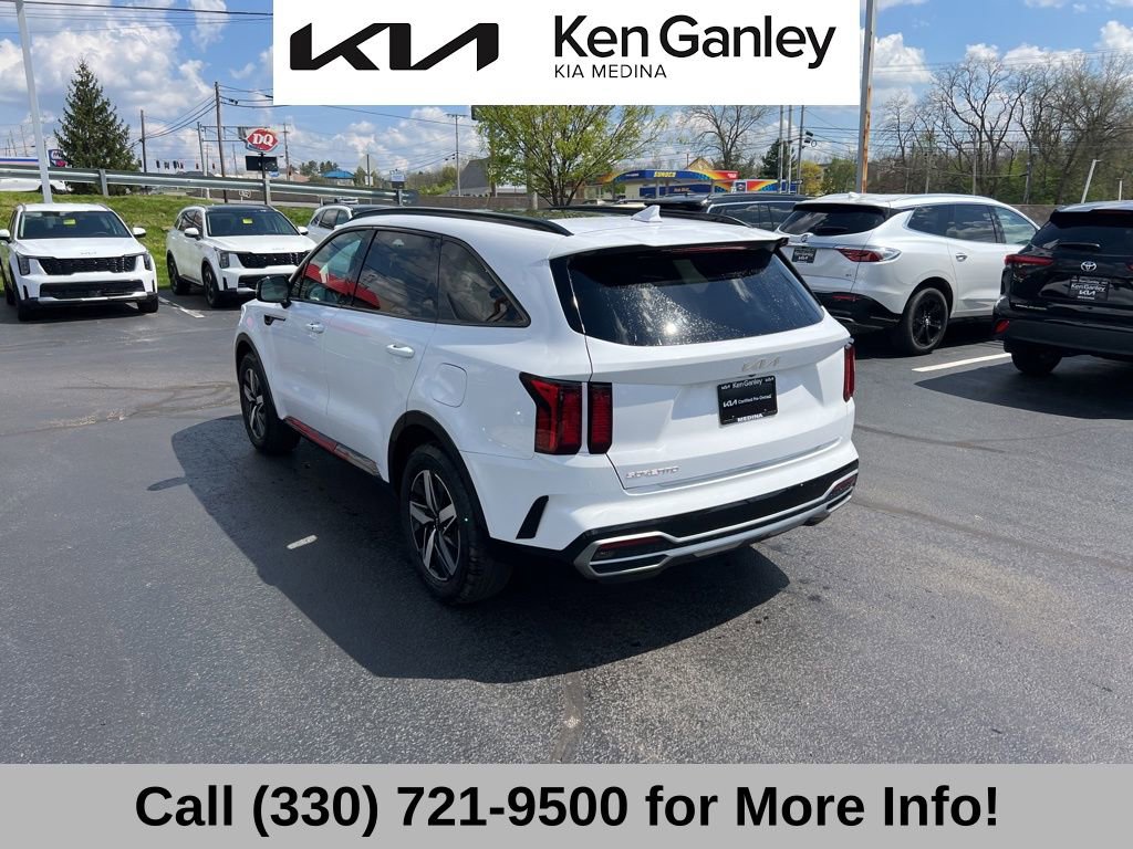 Certified 2023 Kia Sorento S w/ Panoramic Sunroof Package FWD image 15