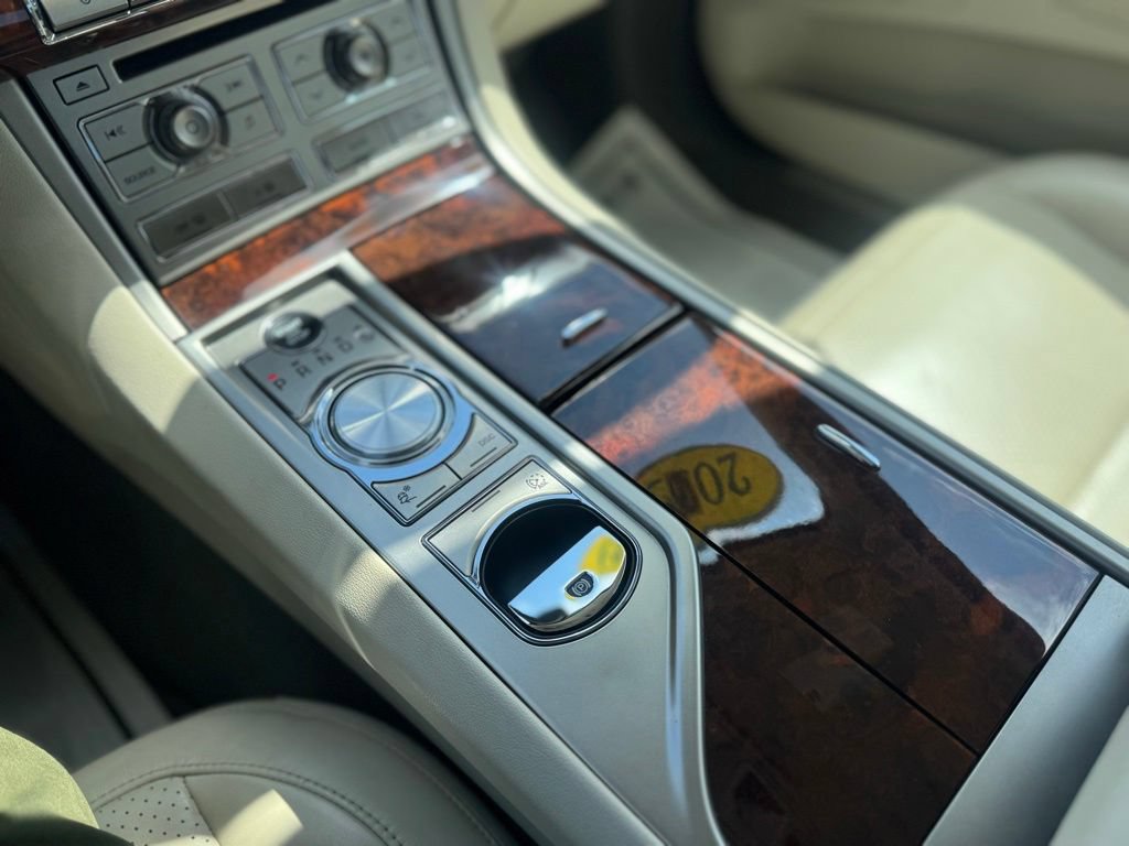 Used 2009 Jaguar XF Premium RWD image 34