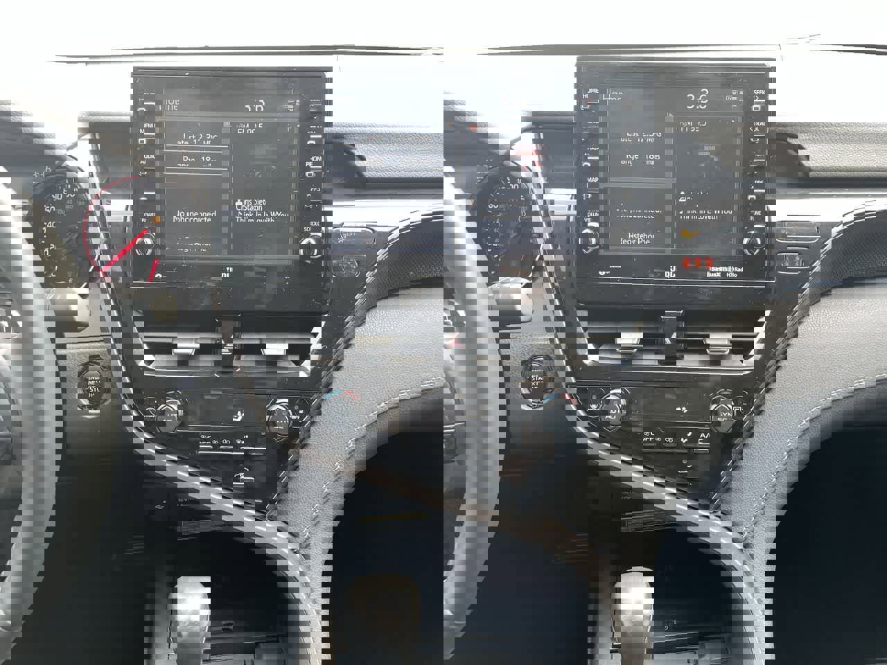 Used 2021 Toyota Camry XSE image 13