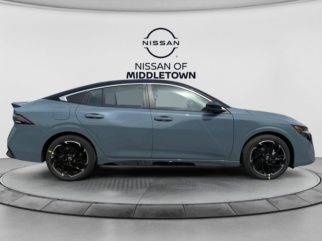 New 2026 Nissan Sentra SR w/ SR Premium Package FWD image 6