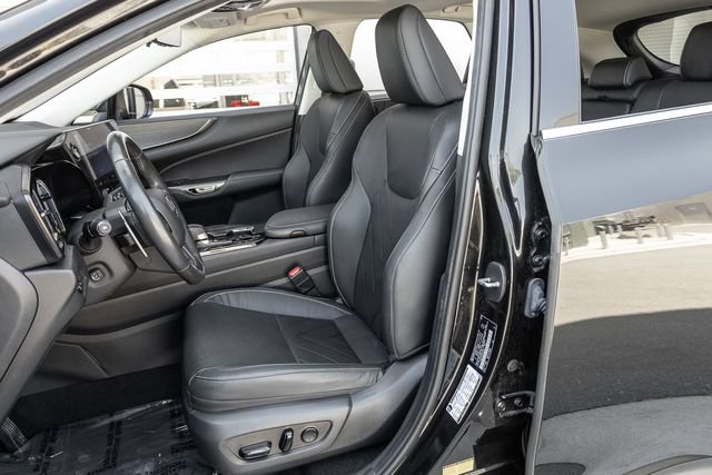 Used 2024 Lexus NX 350h AWD w/ Luxury Package image 12