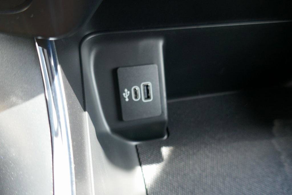 New 2025 Ford F150 XLT w/ Equipment Group 301A Standard image 21