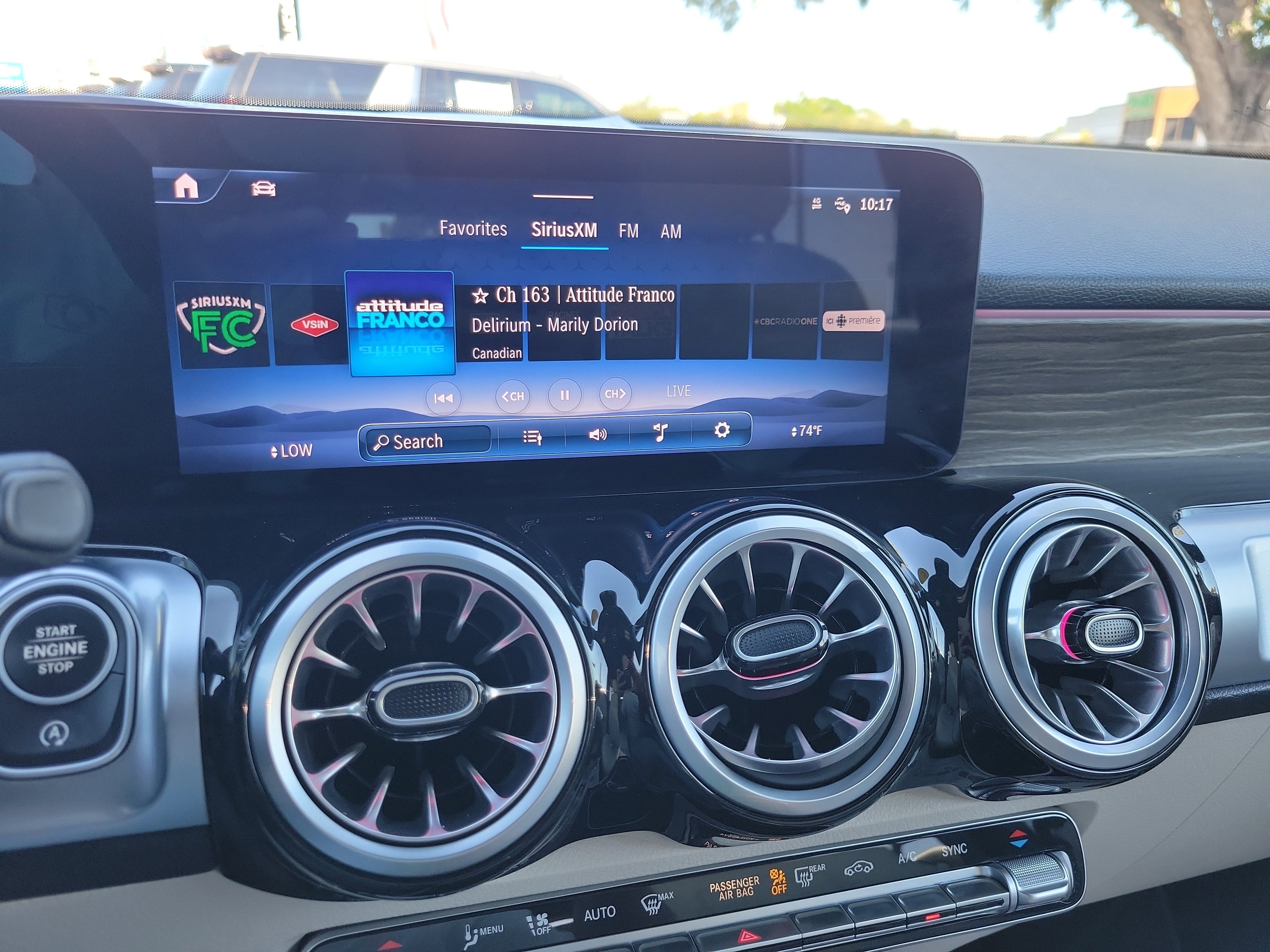 Used 2025 Mercedes-Benz GLB 250 image 21