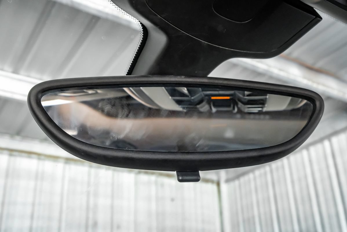 Used 2011 Porsche Panamera 4 AWD/4WD image 25