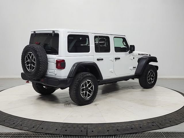 Used 2025 Jeep Wrangler Unlimited Rubicon AWD/4WD image 7
