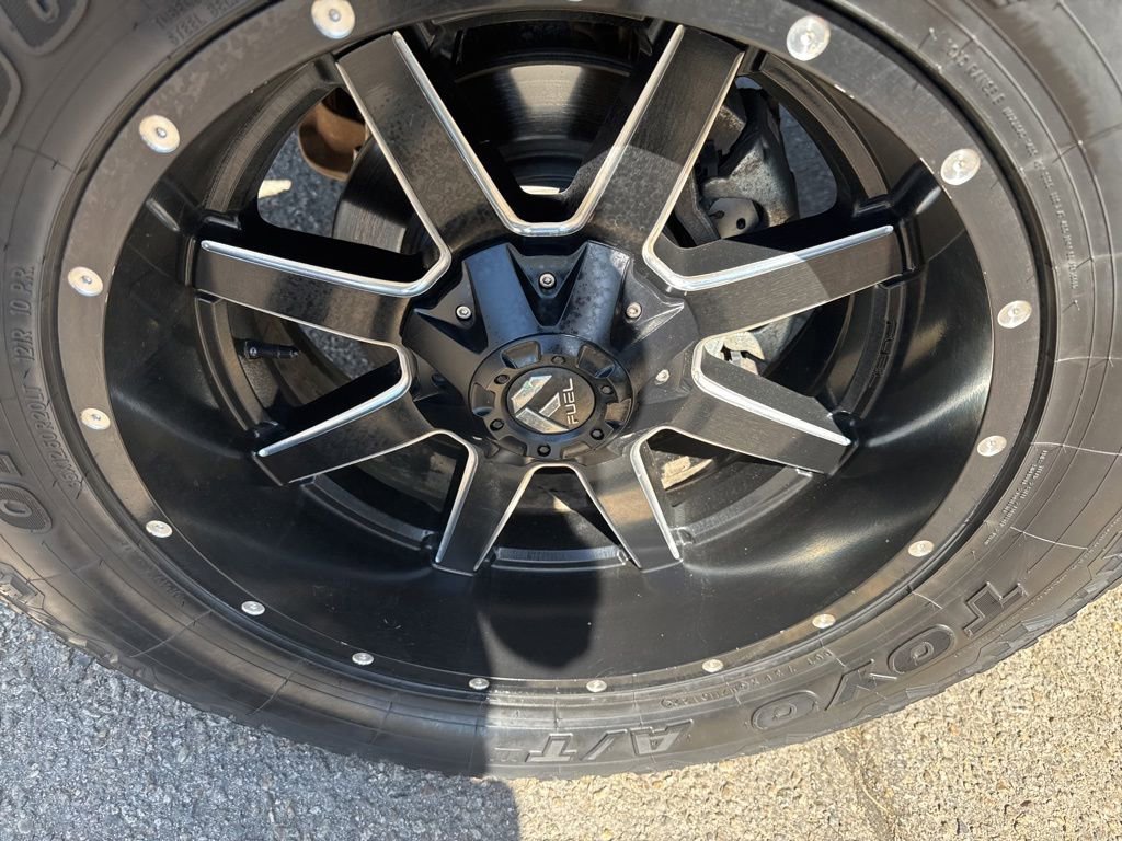 Used 2017 RAM 1500 Limited AWD/4WD image 2