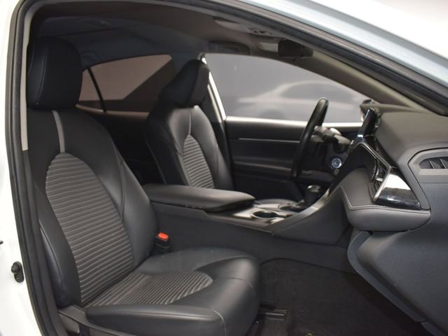 Used 2021 Toyota Camry SE image 13