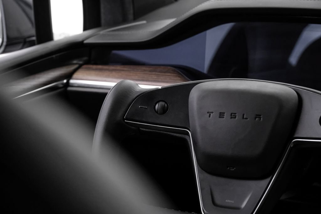 Used 2022 Tesla Model X AWD/4WD image 24