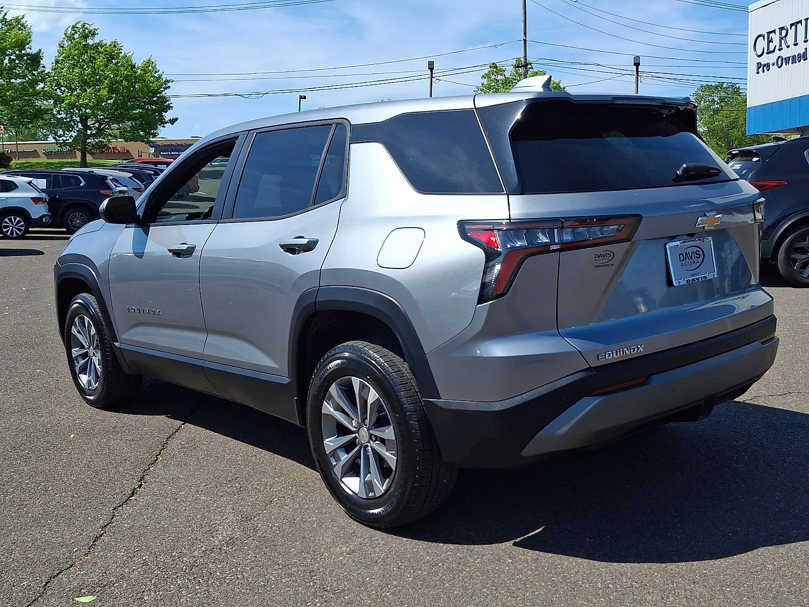 Used 2025 Chevrolet Equinox LT FWD image 6