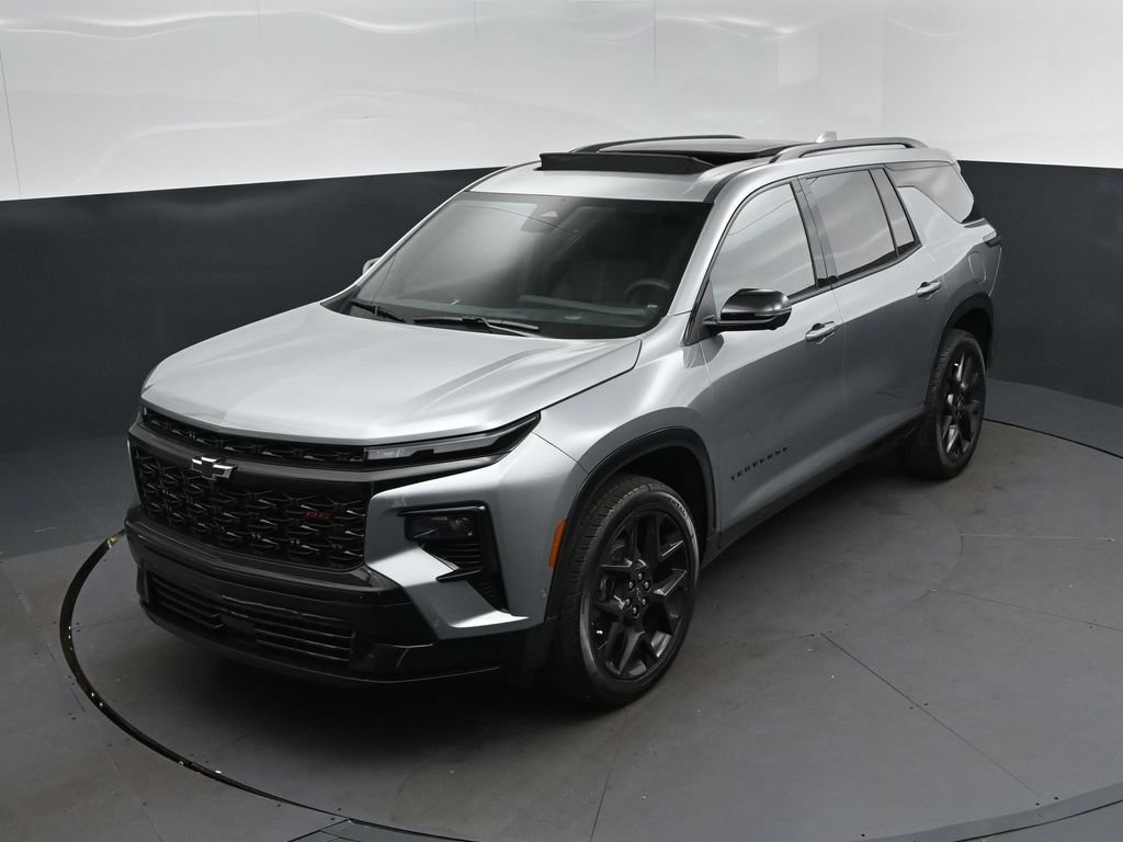New 2026 Chevrolet Traverse RS w/ LPO, Floor Liner Package FWD image 30