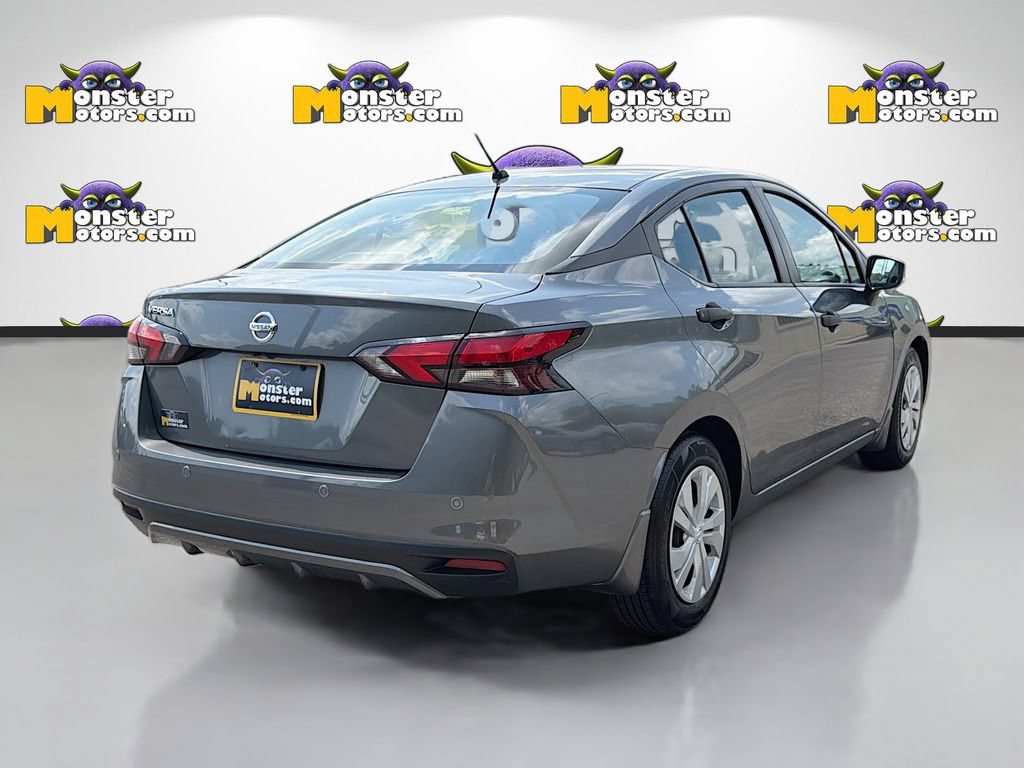 Used 2020 Nissan Versa S FWD image 5