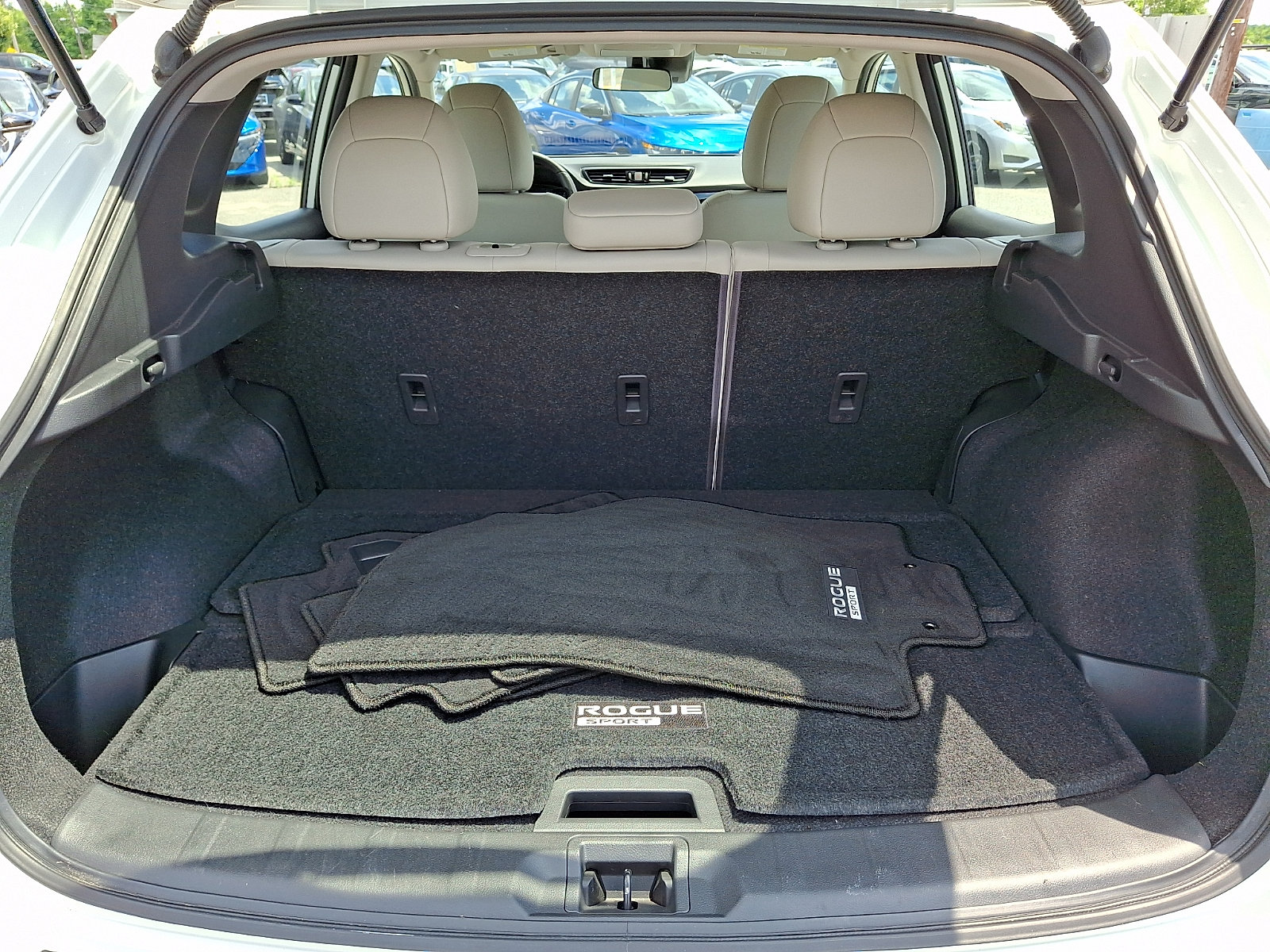 Certified 2022 Nissan Rogue Sport SL AWD/4WD image 28