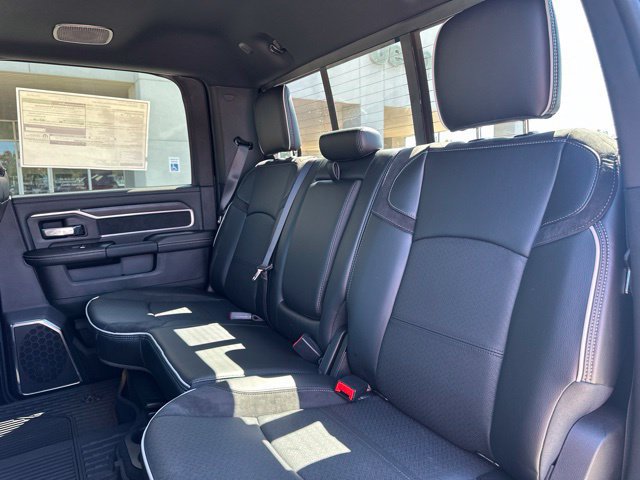 New 2026 RAM 3500 Laramie AWD/4WD image 31