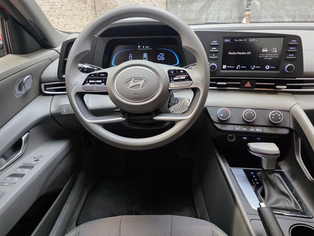 New 2026 Hyundai Elantra SE image 14