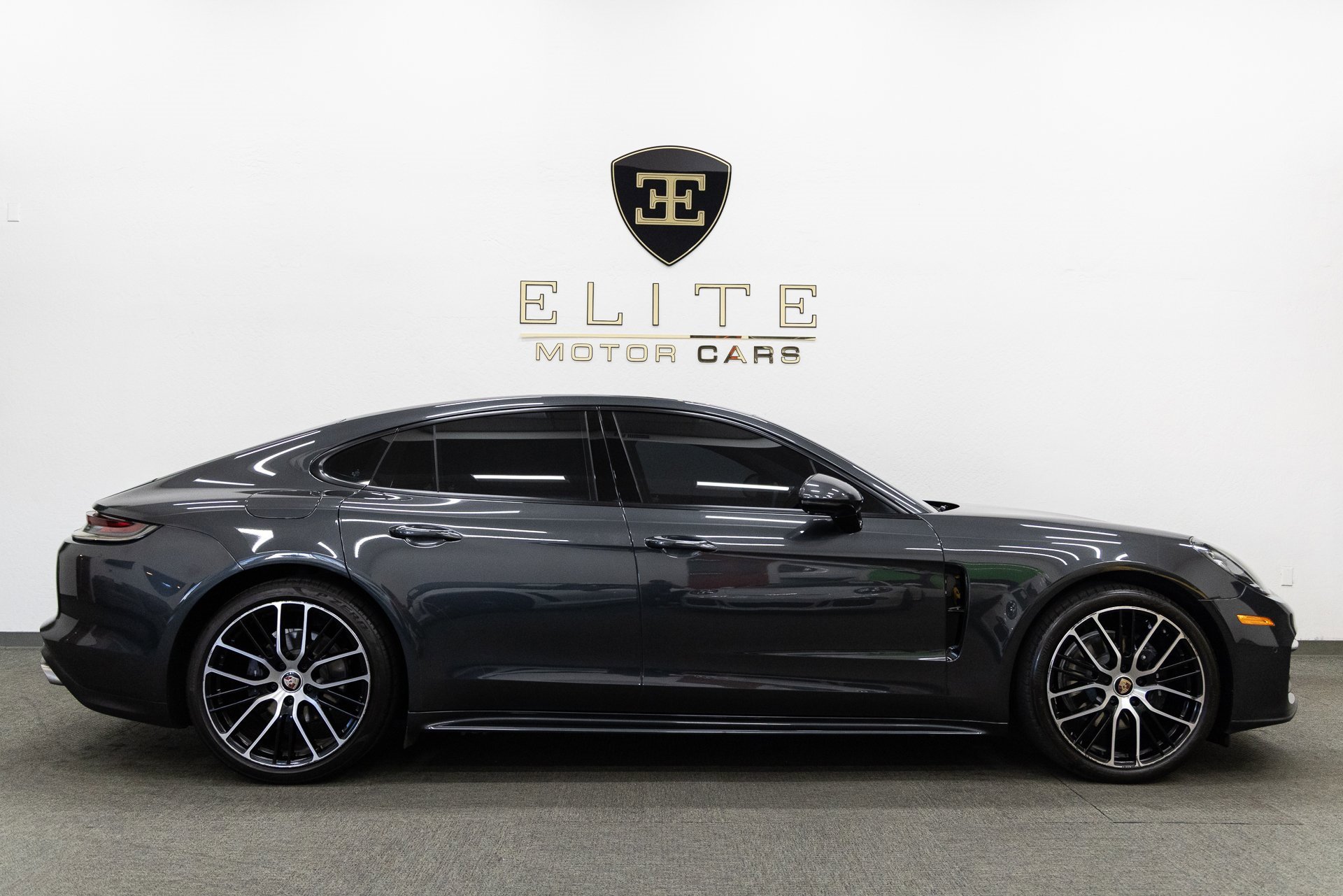 Used 2021 Porsche Panamera image 10
