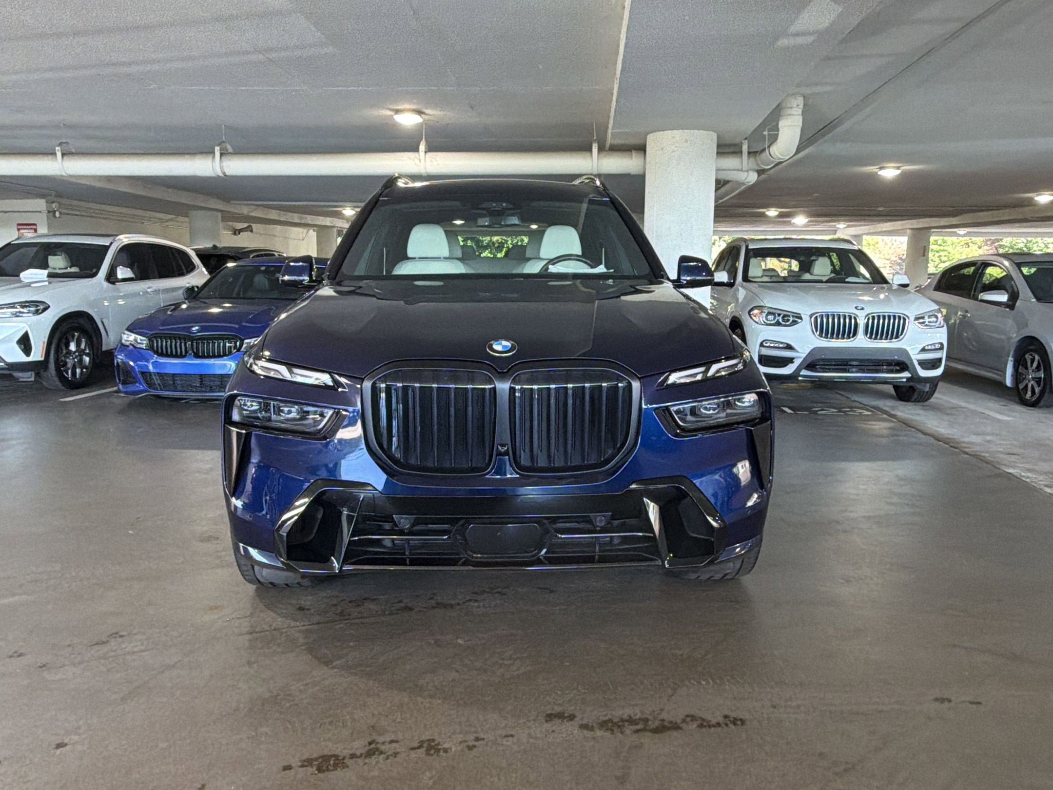Certified 2024 BMW X7 xDrive40i w/ Executive Package AWD/4WD image 5