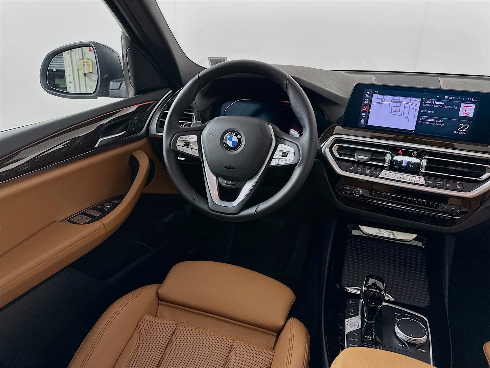 Certified 2024 BMW X3 xDrive30i w/ Convenience Package image 23