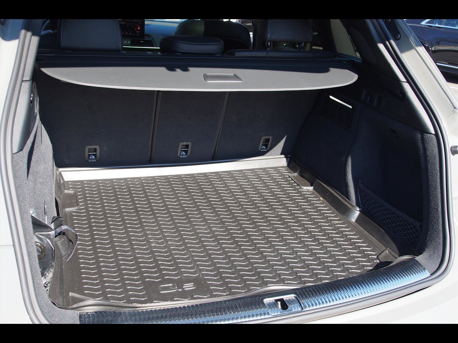 Used 2021 Audi SQ5 Prestige image 16