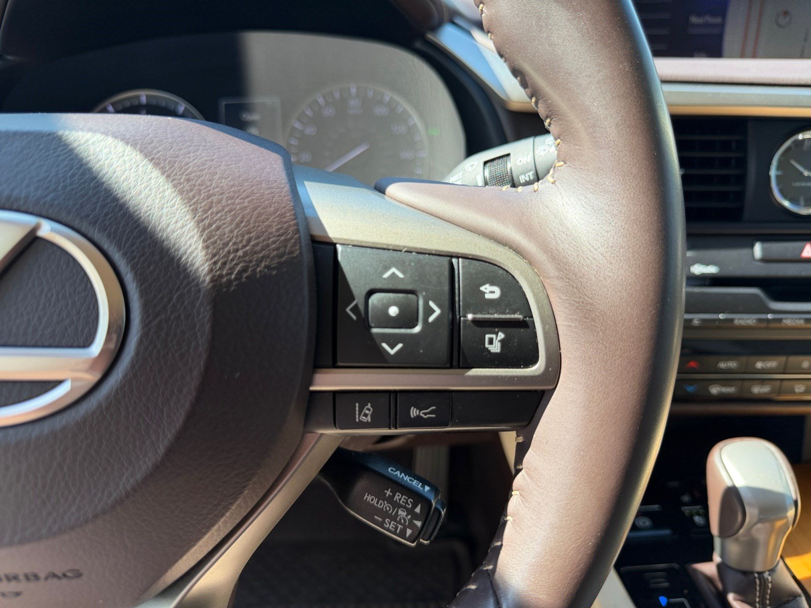 Used 2017 Lexus RX 350 AWD w/ Premium Package image 13