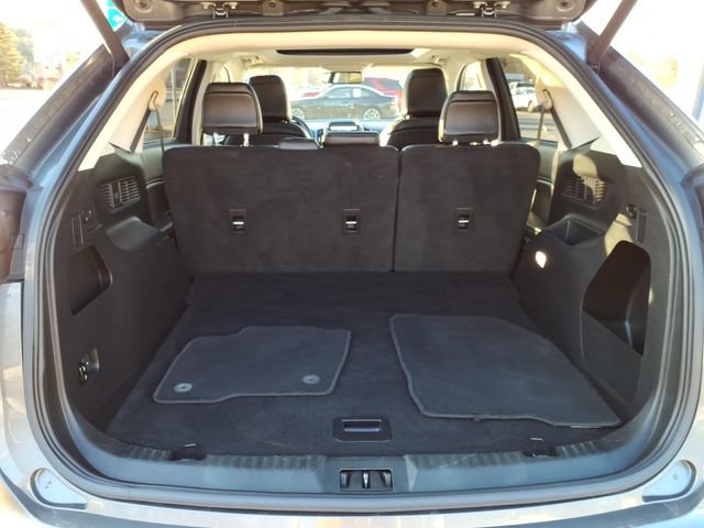 Used 2023 Ford Edge SEL w/ Convenience Package image 9
