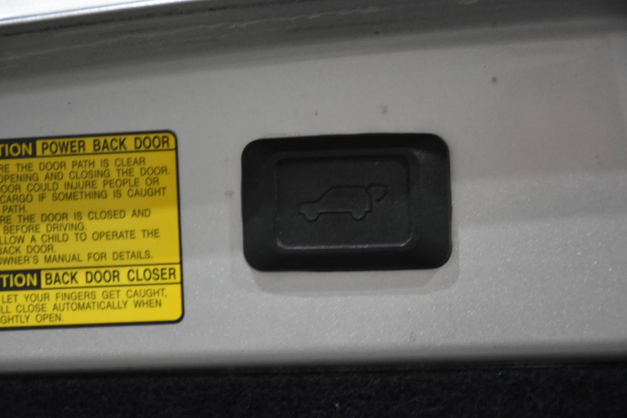 Used 2006 Lexus RX 330 image 32