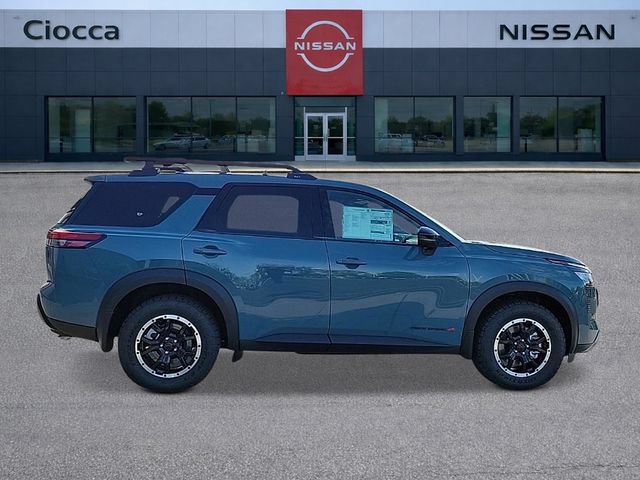 New 2026 Nissan Pathfinder Rock Creek w/ Rock Creek Premium Package AWD/4WD image 5