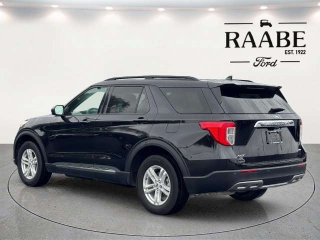 Used 2023 Ford Explorer XLT w/ Equipment Group 202A AWD/4WD image 5