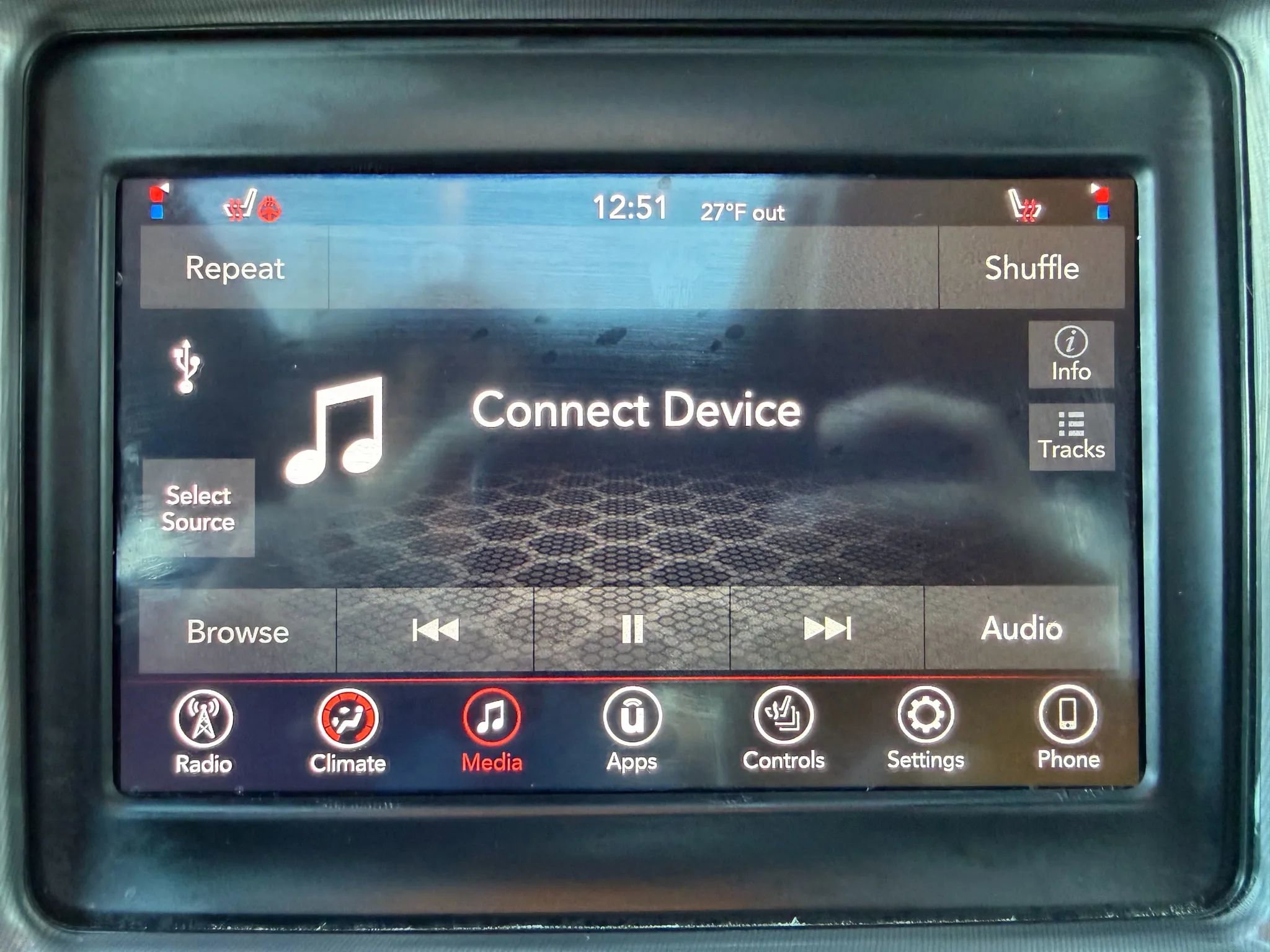 Used 2021 Dodge Charger SXT w/ Leather Interior Group image 17