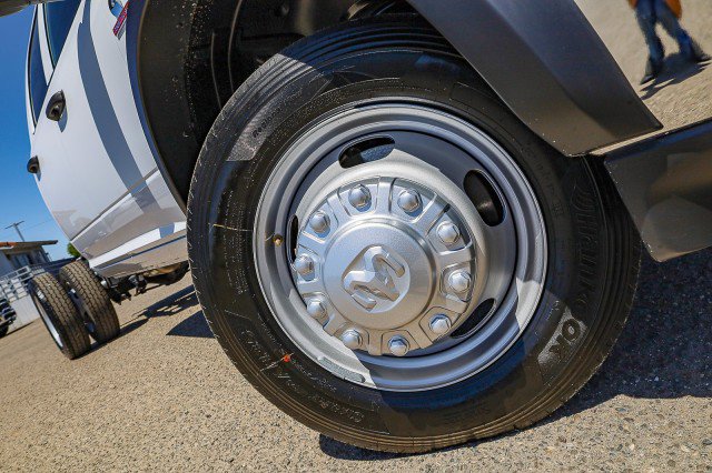 New 2025 RAM 5500 Tradesman w/ Chrome Appearance Group image 2