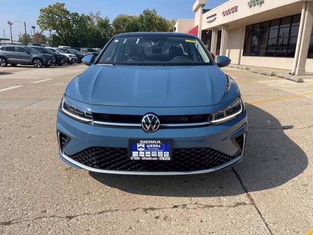 New 2026 Volkswagen Jetta SE image 3