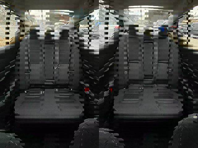 Used 2025 Nissan Altima 2.5 SV image 18