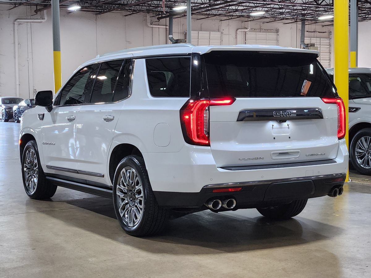 Used 2023 GMC Yukon Denali Ultimate AWD/4WD image 11