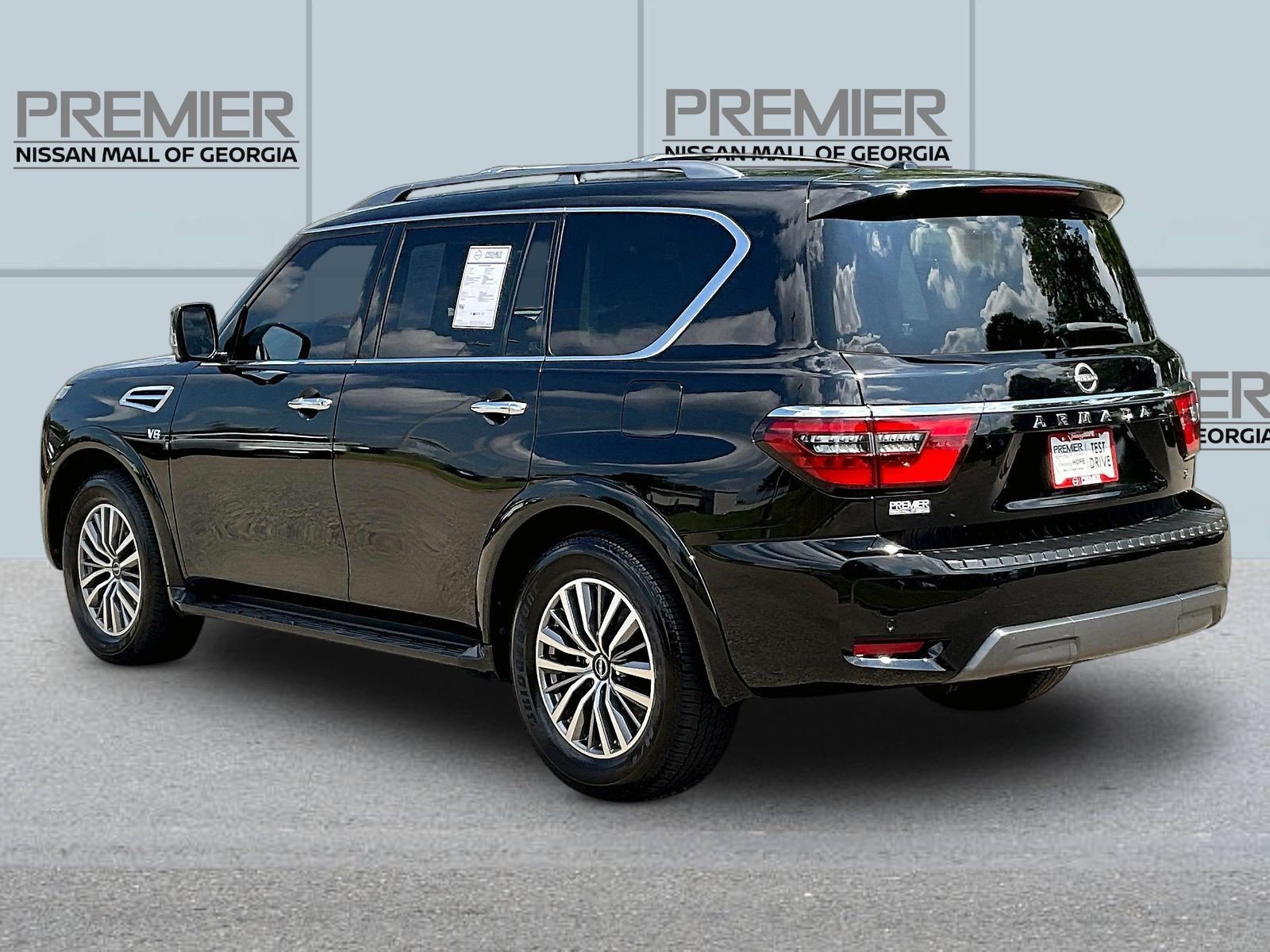 Certified 2022 Nissan Armada SL RWD image 5