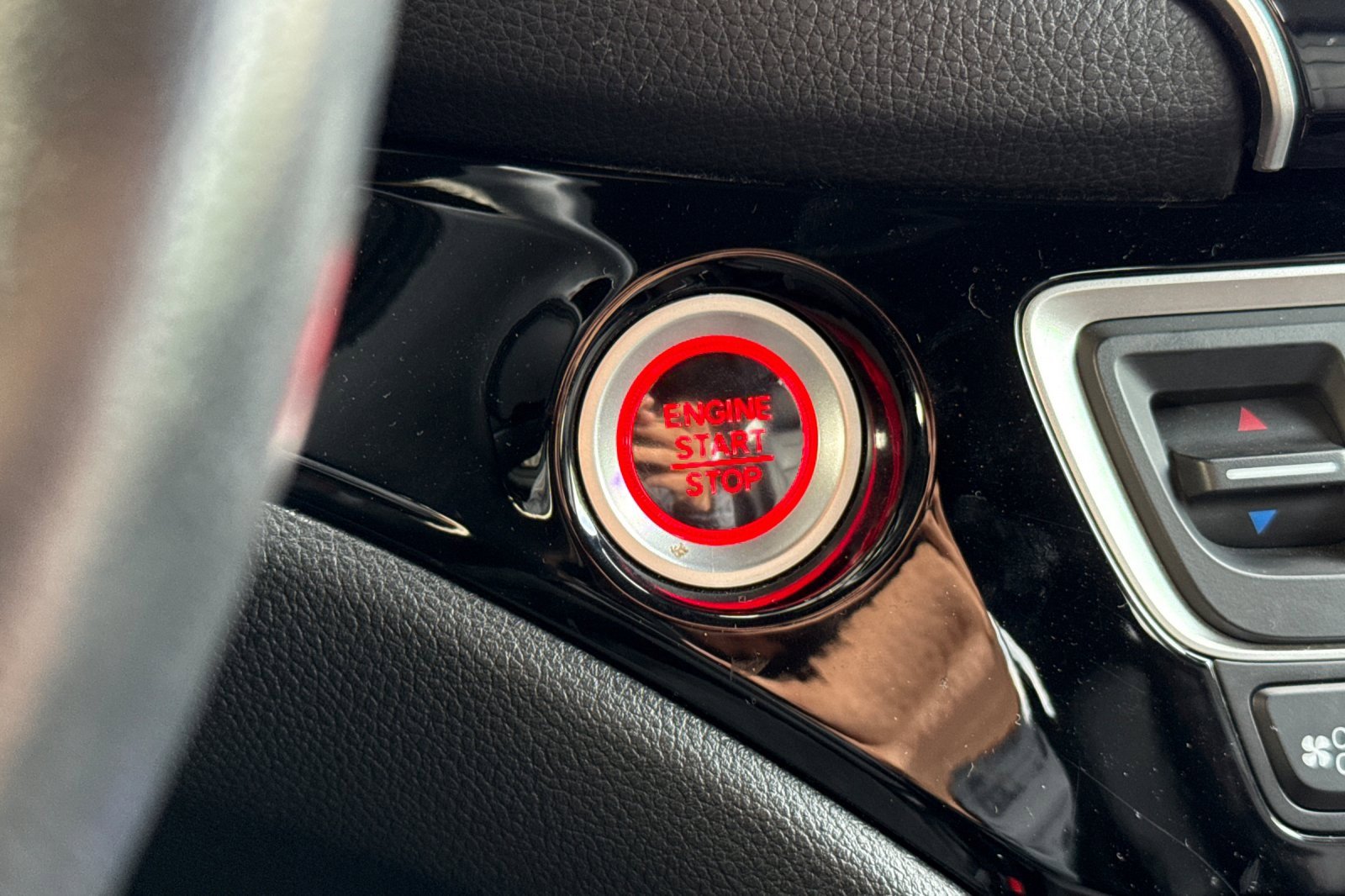 Used 2021 Honda Pilot Black Edition image 29