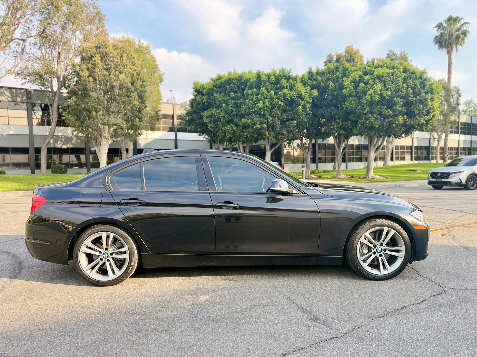 Used 2014 BMW 335i Sedan image 12