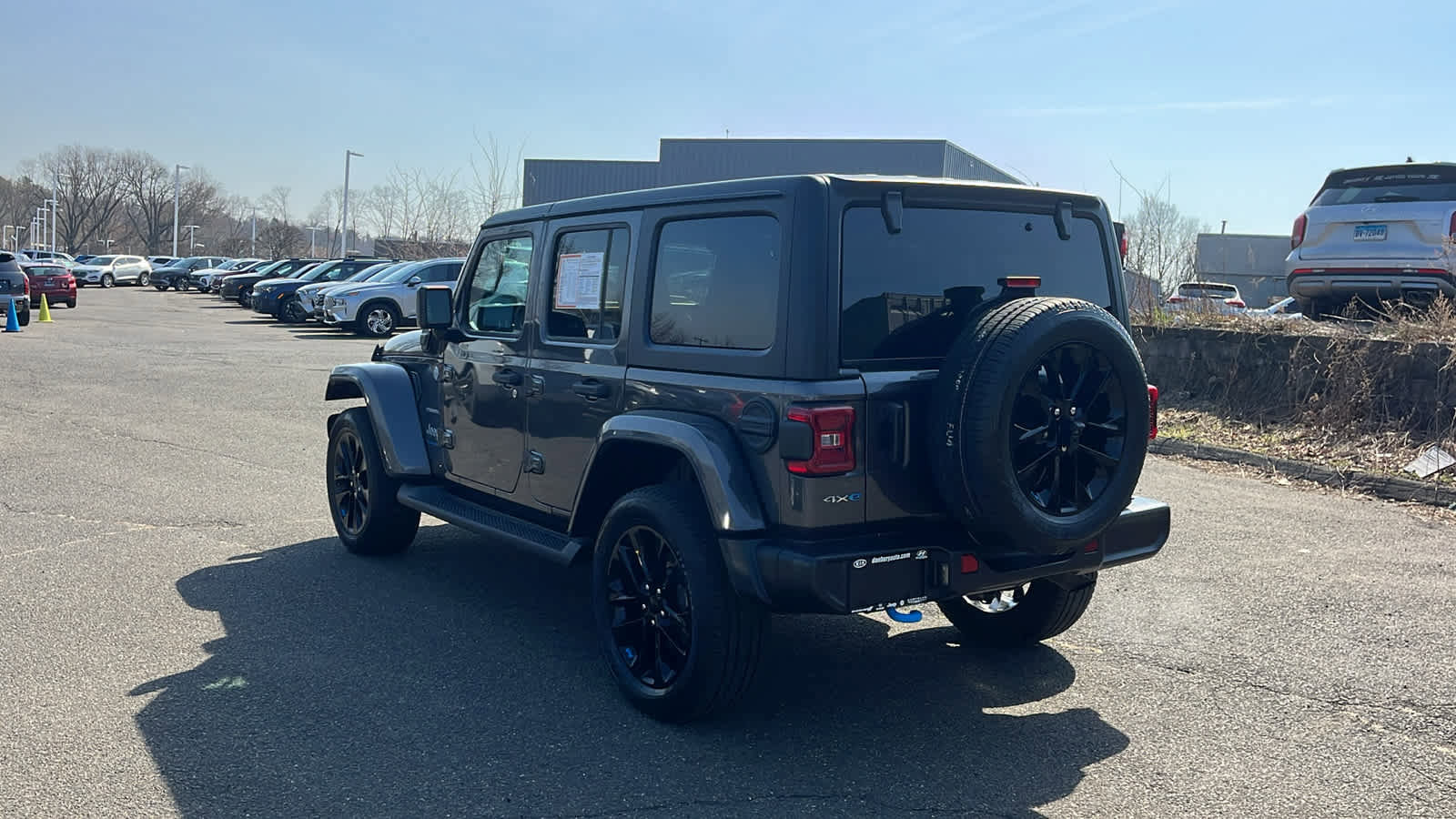 Used 2023 Jeep Wrangler Sahara w/ Cold Weather Group image 4