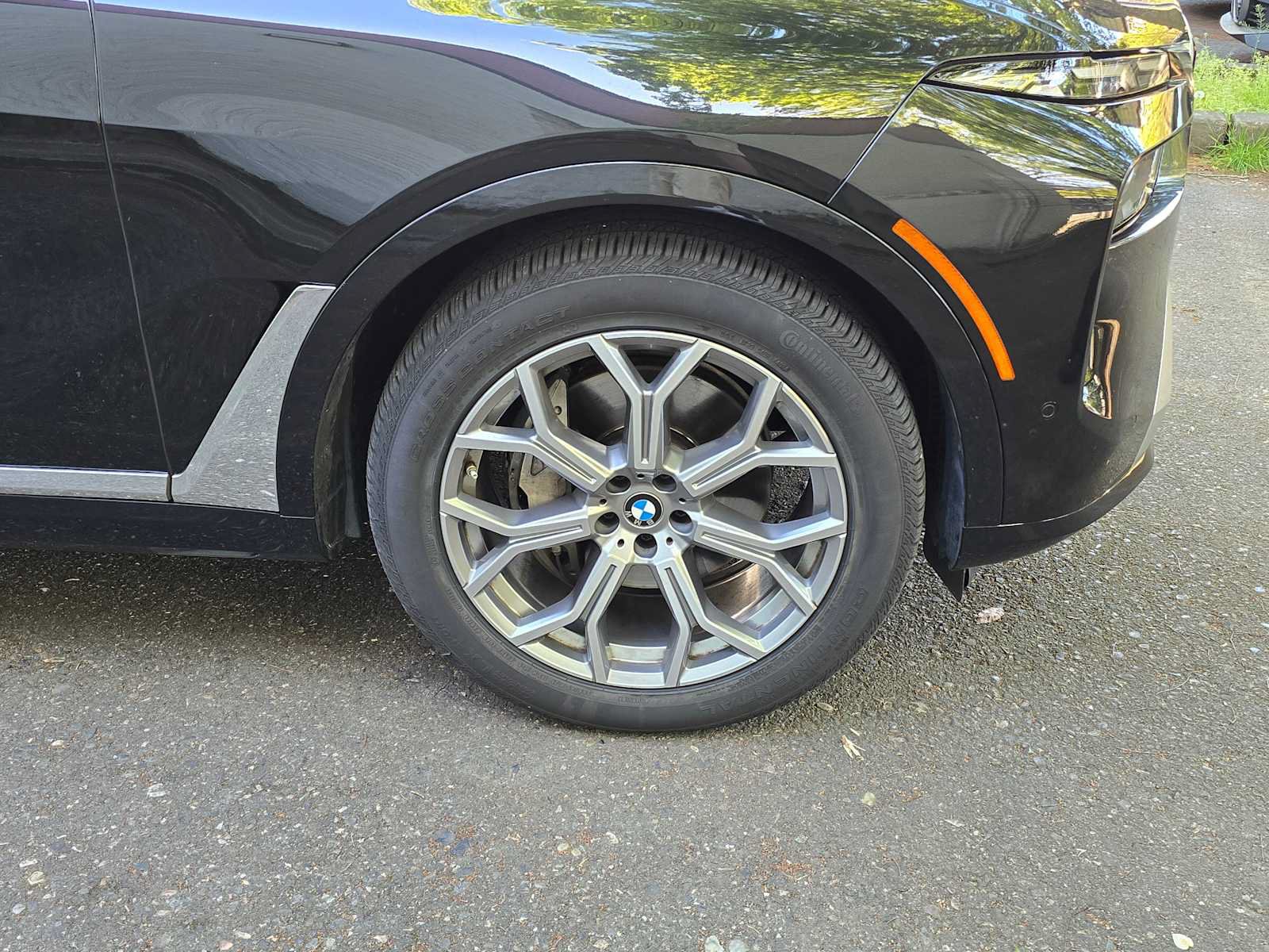 Used 2025 BMW X7 xDrive40i AWD/4WD image 9