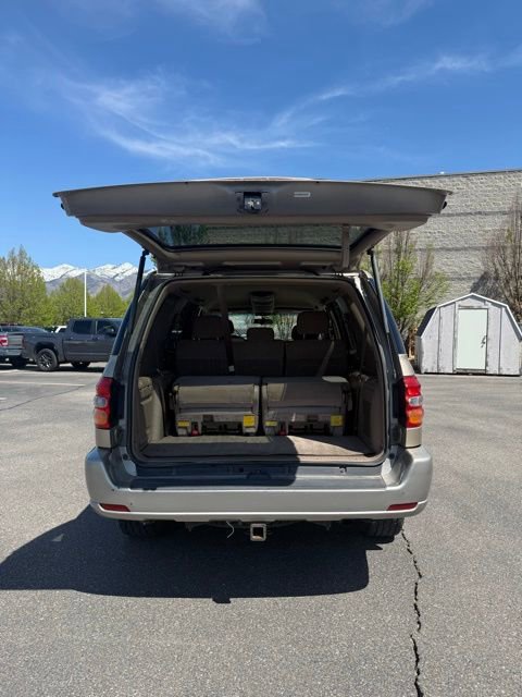 Used 2002 Toyota Sequoia SR5 RWD image 10
