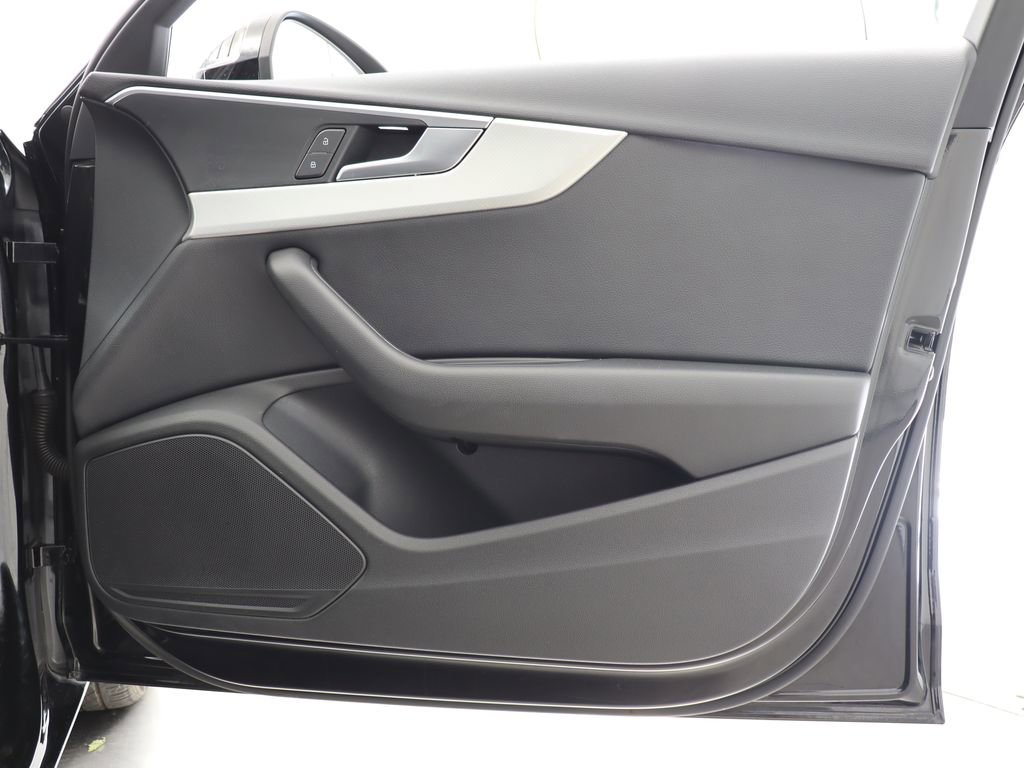 Used 2017 Audi A4 2.0T Ultra Premium FWD image 39