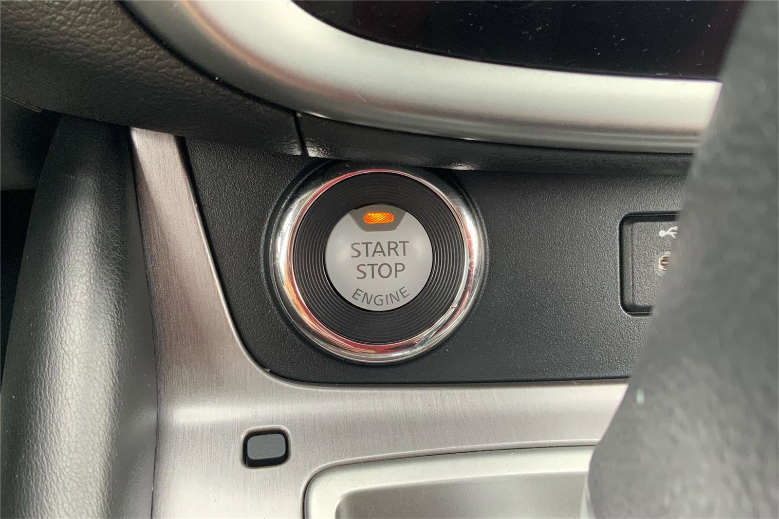 Used 2023 Nissan Murano SV AWD/4WD image 33