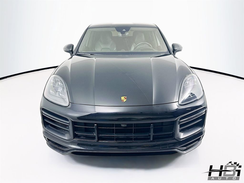 Used 2023 Porsche Cayenne Turbo GT image 4