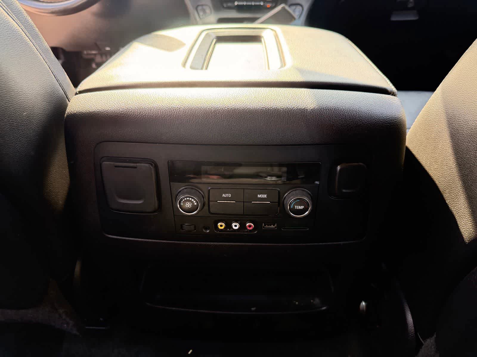 Used 2015 Chevrolet Tahoe LT RWD image 20