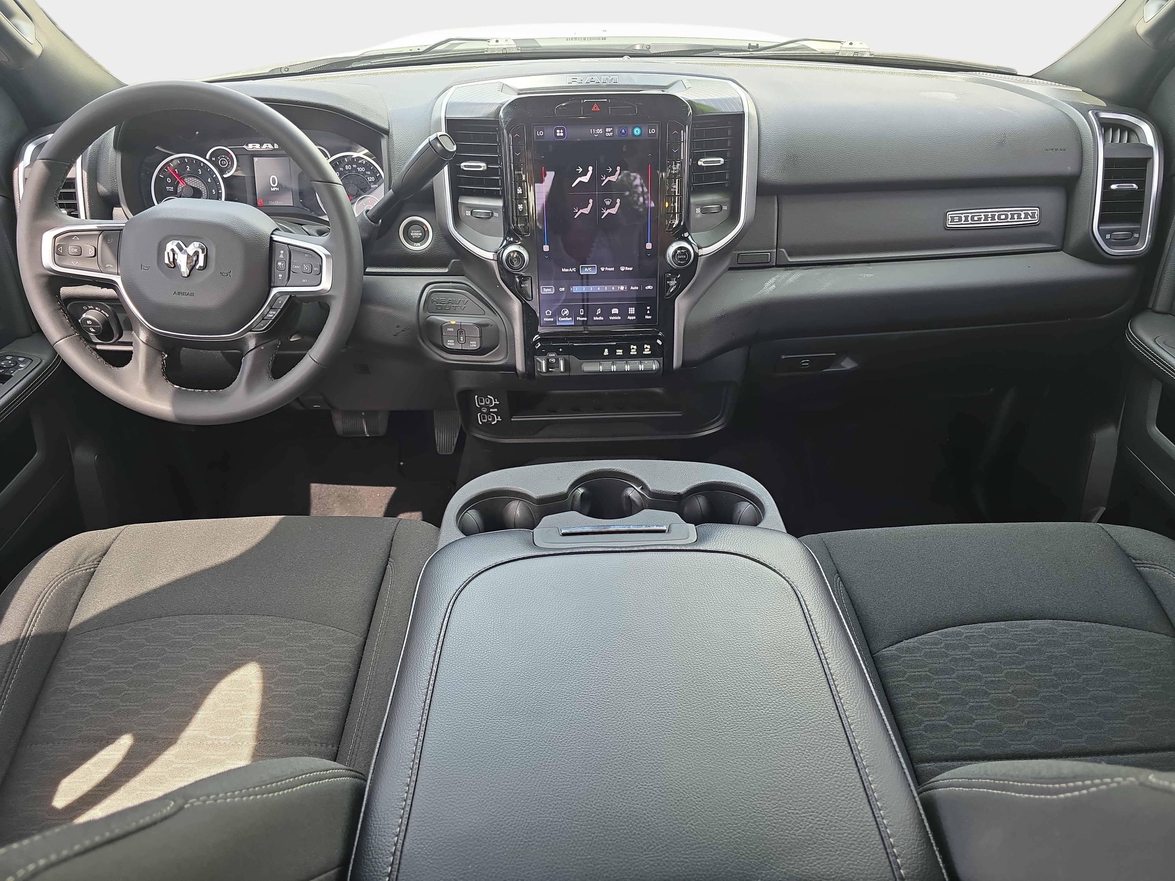 Used 2025 RAM 2500 Big Horn AWD/4WD image 10