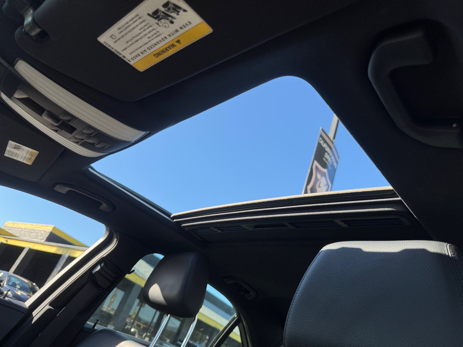 Used 2013 Mercedes-Benz E 350 4MATIC Sedan image 20