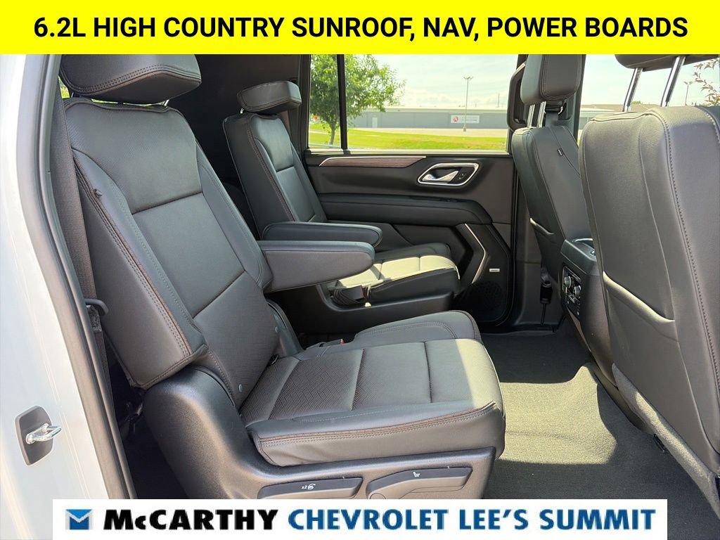 Used 2023 Chevrolet Suburban High Country w/ Premium Package 2 AWD/4WD image 47