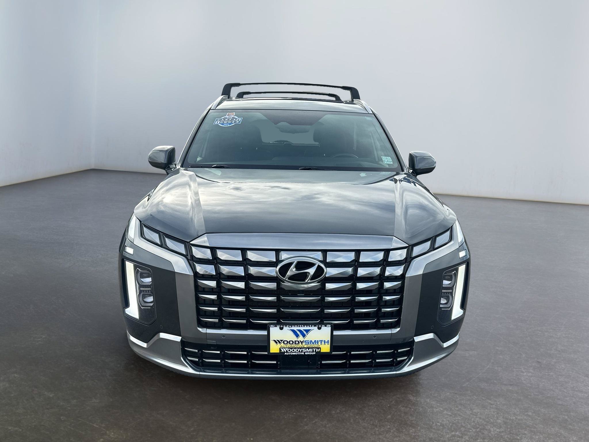 Used 2024 Hyundai Palisade Calligraphy AWD/4WD image 2
