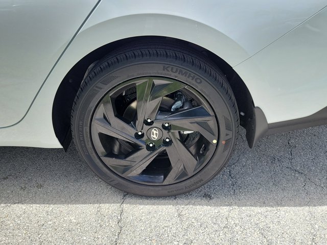 New 2026 Hyundai Elantra Sport FWD image 5